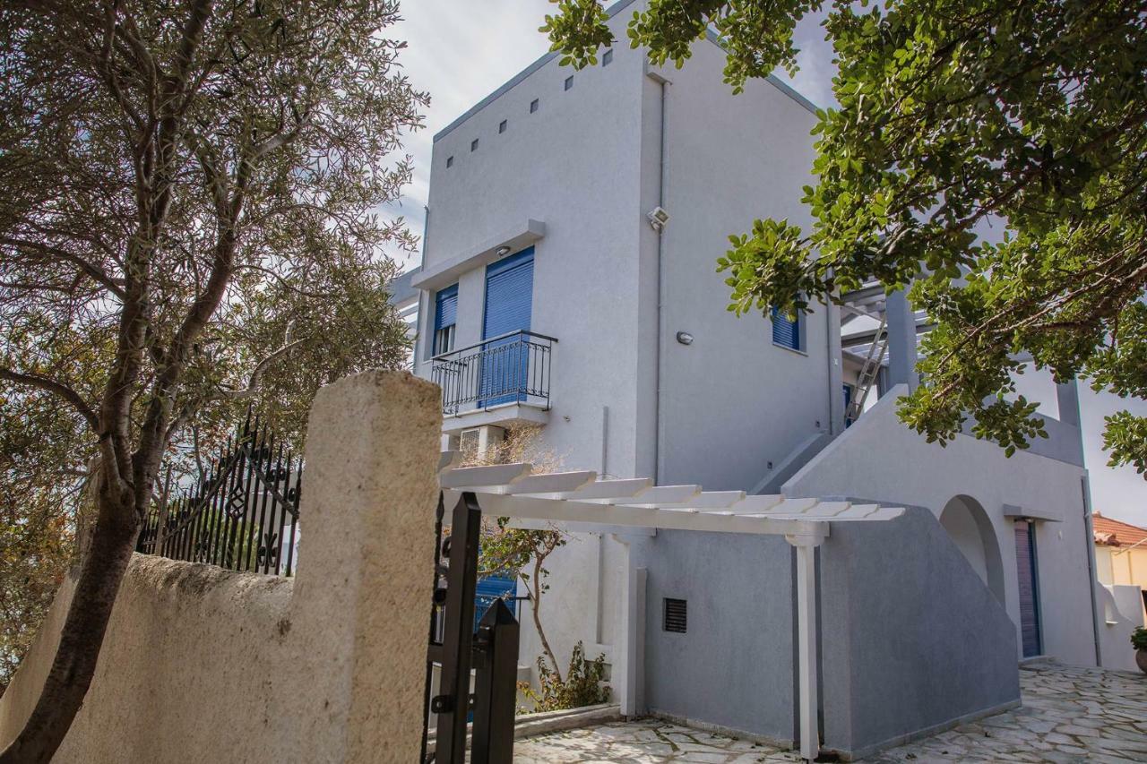 Villa Dimos Jýthio Eksteriør bilde